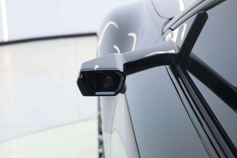 Audi × SAIC E5 Sportback, 2025 — фото 10 из 12