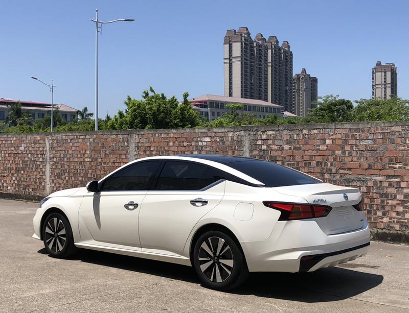 Nissan Teana, 2022 — фото 3 из 9