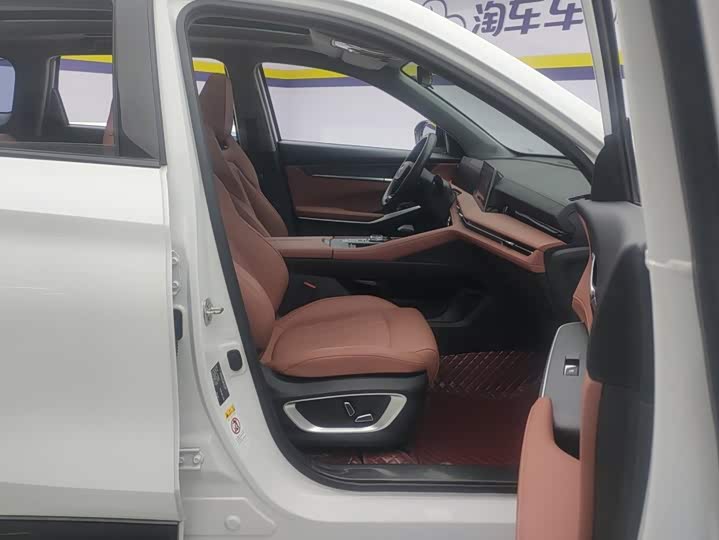 Changan CS75 Plus, 2024 — фото 8 из 9
