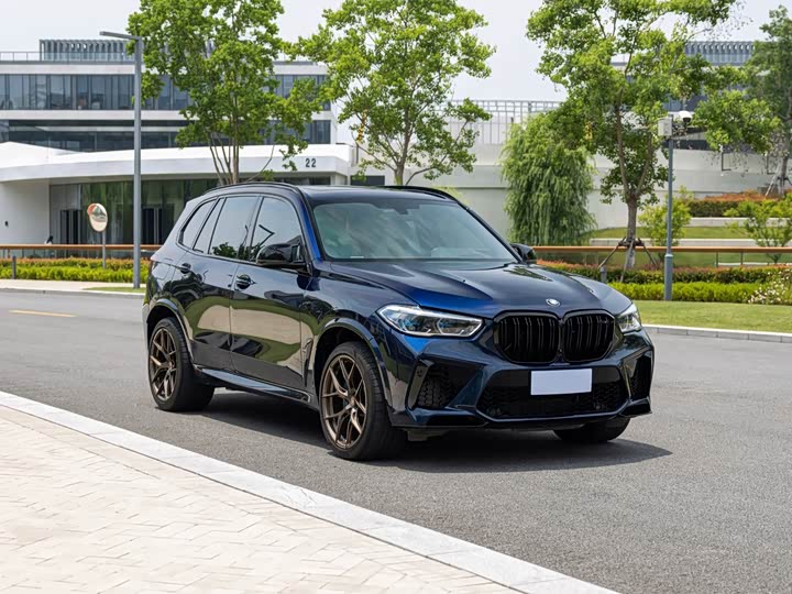 BMW X5 M, 2022 — фото 3 из 9