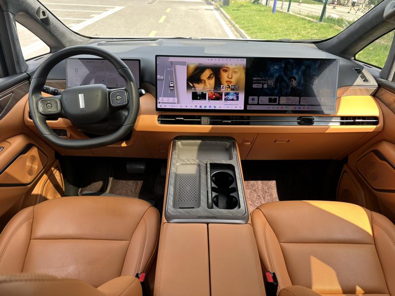 Wey 80 Hybrid, 2025 — фото 8 из 12
