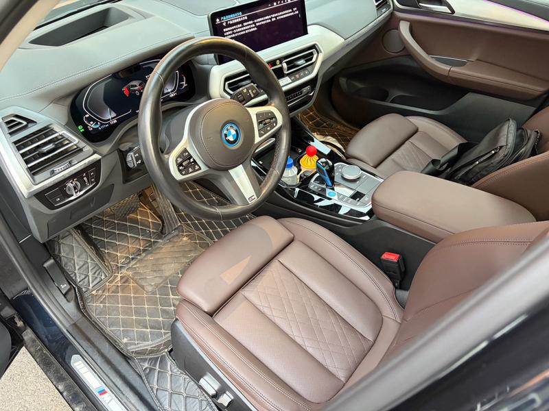 BMW iX3, 2022 — фото 8 из 10