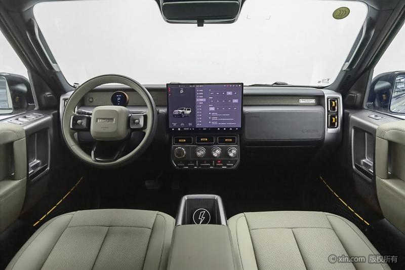 Chery iCar V23, 2025 — фото 8 из 12
