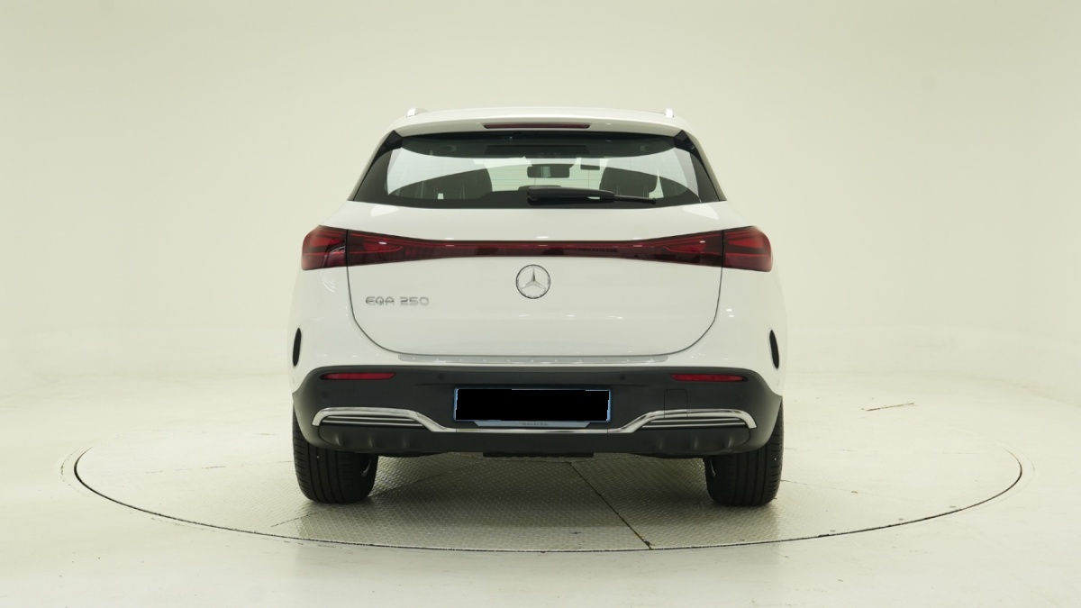 Mercedes-Benz EQA, 2025 — фото 4 из 12
