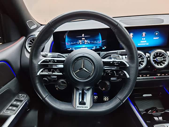 Mercedes-Benz GLB-Class AMG, 2025 — фото 6 из 9