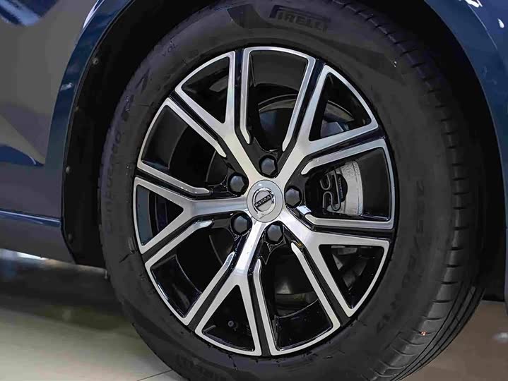 Volvo S60, 2026 — фото 8 из 9