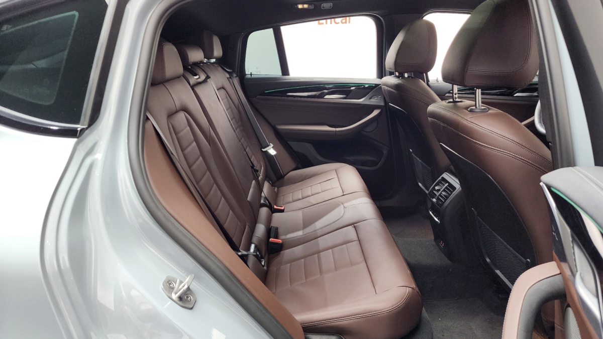 BMW X4, 2025 — фото 10 из 12