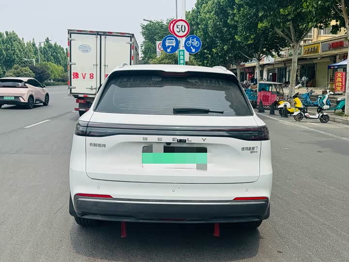 Geely Galaxy Starship 7, 2025 — фото 8 из 9