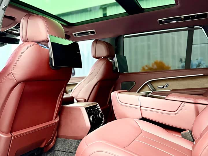 Land Rover Range Rover, 2025 — фото 8 из 9