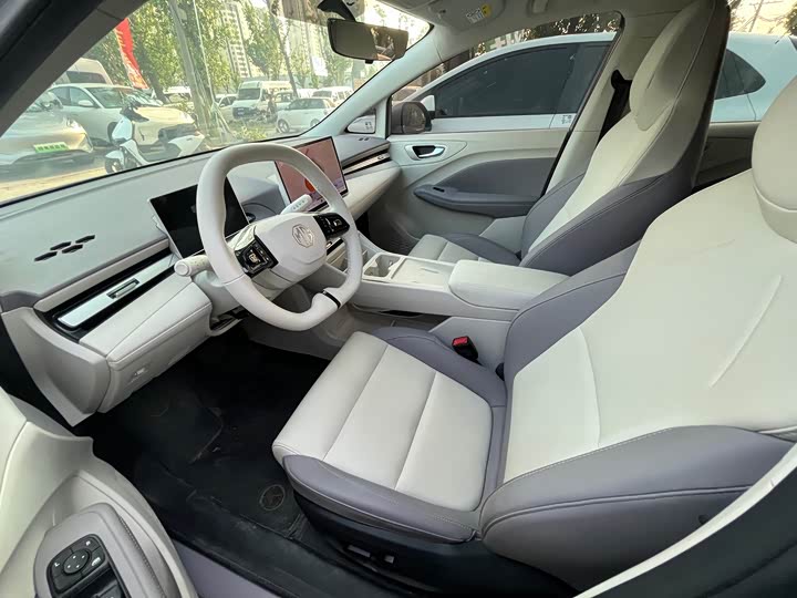 MG Motor 4 EV, 2025 — фото 3 из 7