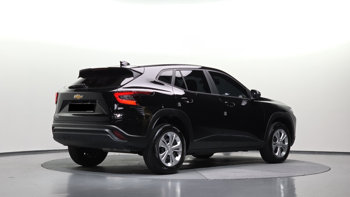 Chevrolet Trax, 2023 — фото 2 из 12