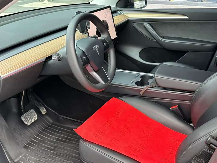 Tesla Model Y, 2023 — фото 5 из 9
