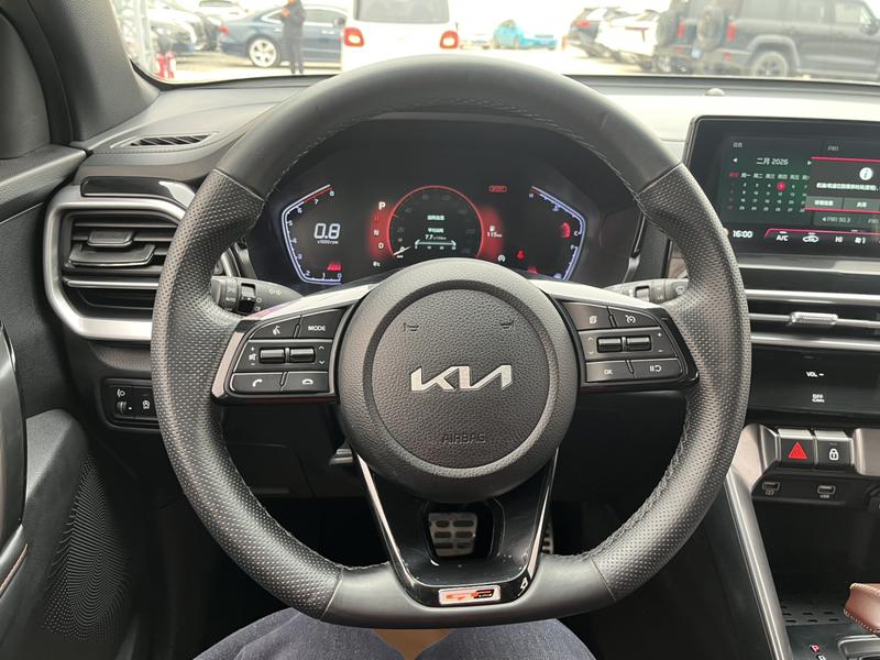 Kia Sportage GT-line, 2022 — фото 10 из 12