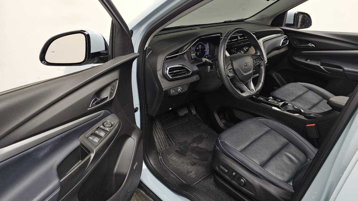 Chevrolet Bolt EUV, 2023 — фото 9 из 12