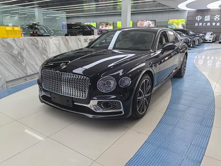 Bentley Flying Spur, 2022 — купить в Самаре под ключ