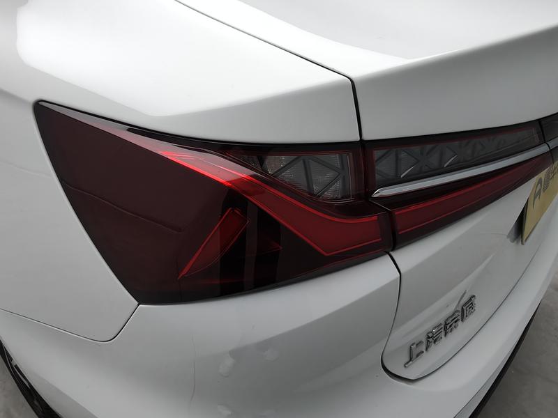 Roewe i5, 2024 — фото 10 из 12