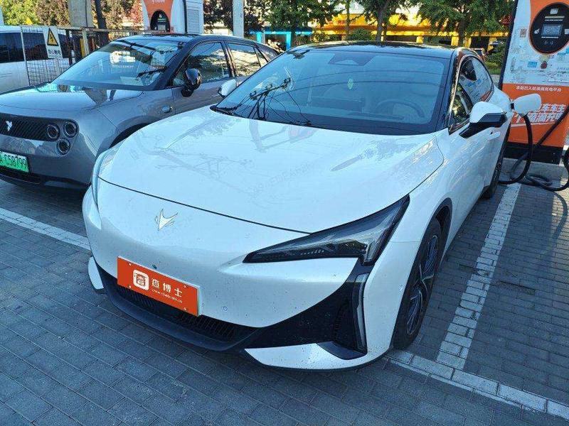BAIC Arcfox Alpha S5, 2025 — купить в Кирове под ключ