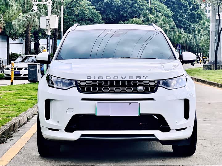 Land Rover Discovery Sport Hybrid, 2022 — фото 2 из 9