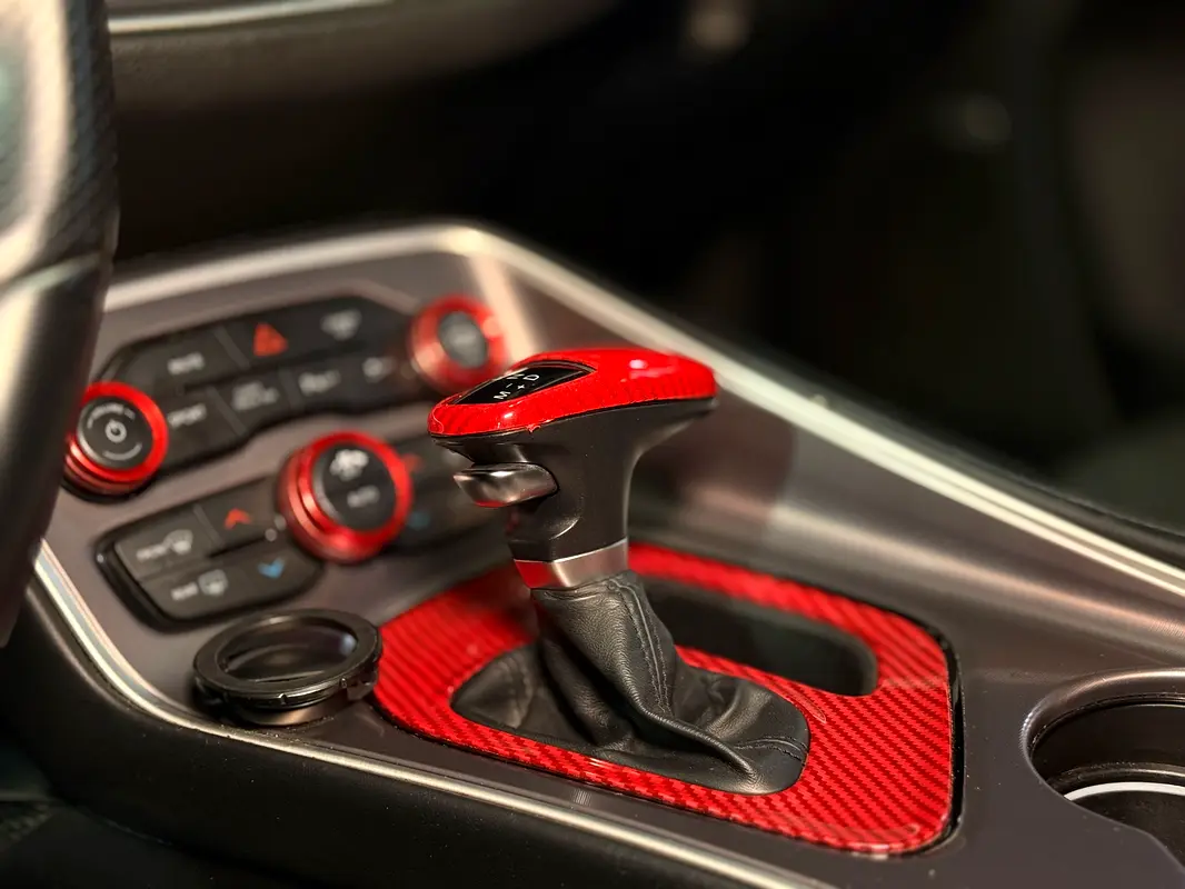 Dodge Challenger, 2022 — фото 7 из 10