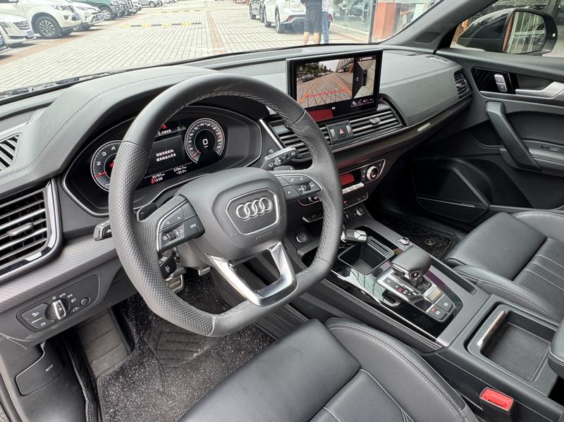 Audi Q5L, 2024 — фото 9 из 12