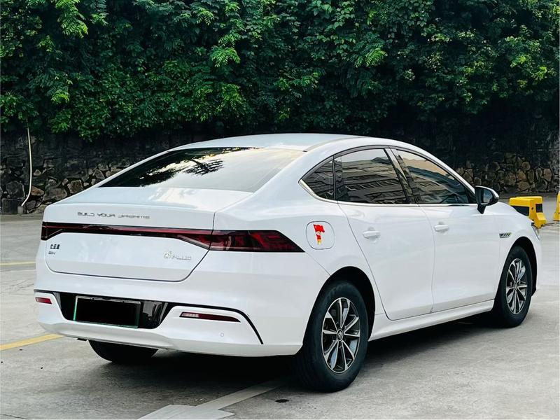 BYD Qin Plus, 2023 — фото 5 из 10