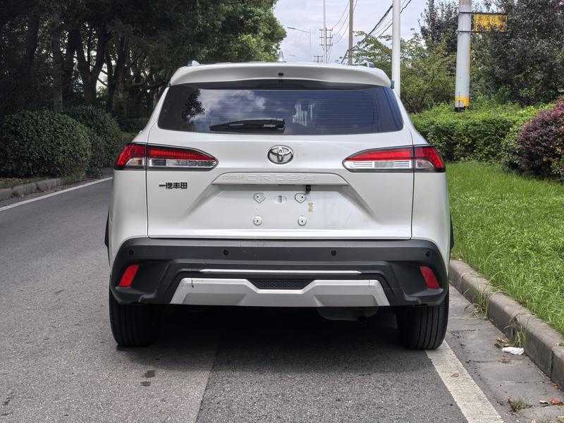Toyota Corolla Cross, 2024 — фото 6 из 12