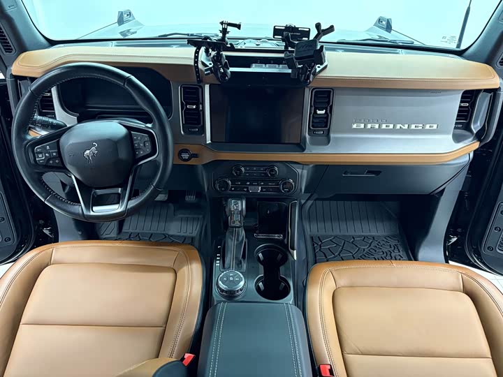 Ford Bronco, 2024 — фото 5 из 9