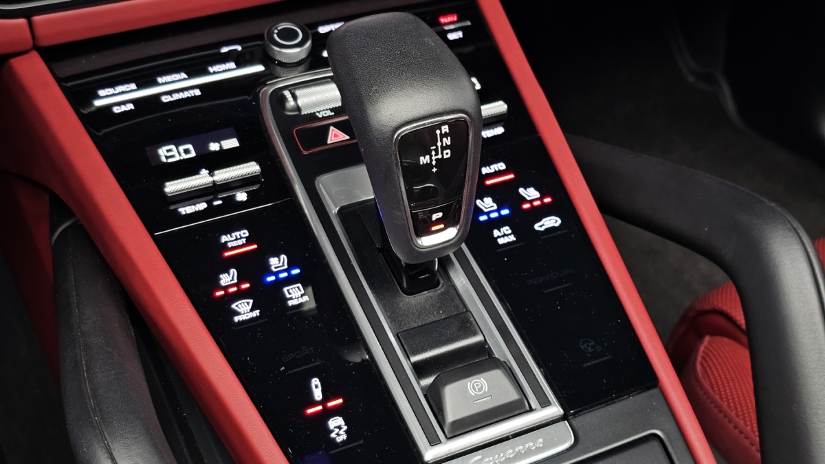 Porsche Cayenne, 2022 — фото 9 из 12