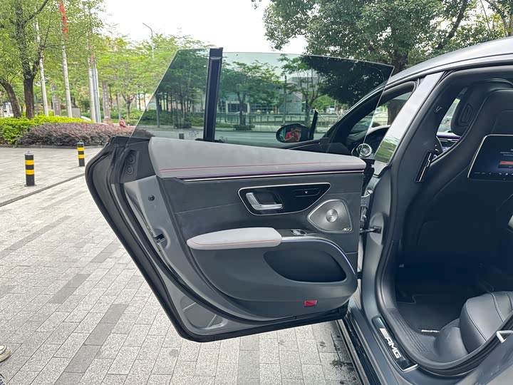 Mercedes-Benz EQS AMG, 2024 — фото 9 из 9