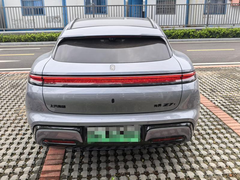 Shangjie (Huawei × SAIC) Z7T, 2026 — фото 5 из 10