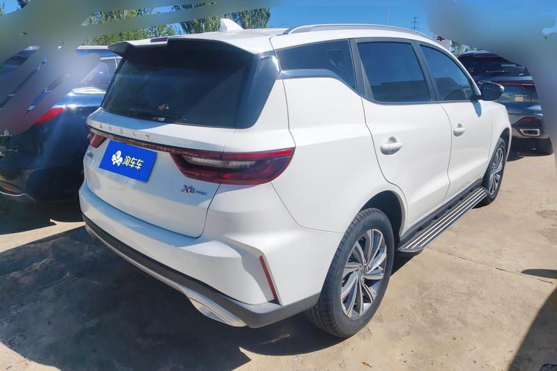 Geely Vision X6, 2023 — фото 3 из 12