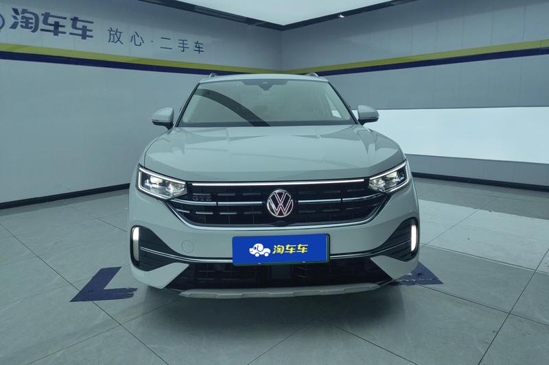 Volkswagen Tayron GTE Hybrid, 2023 — фото 2 из 12