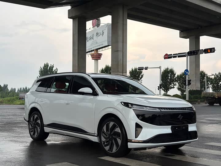 Dongfeng Yipai eπ 008, 2024 — фото 3 из 9