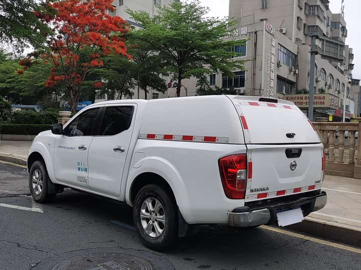 Nissan Navara, 2022 — фото 3 из 9