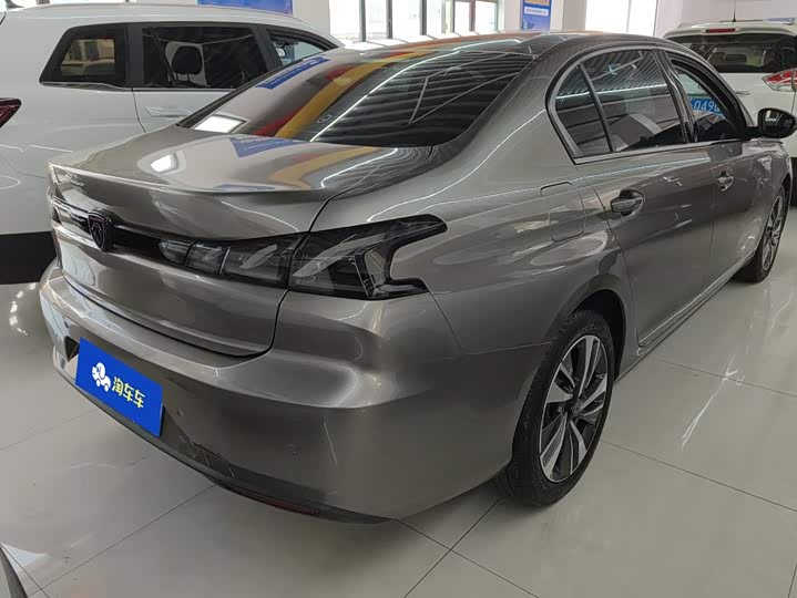Peugeot 408, 2023 — фото 3 из 9