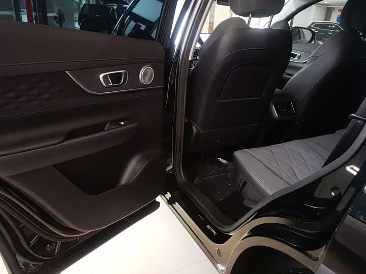 Chery Fulwin T8, 2025 — фото 6 из 9