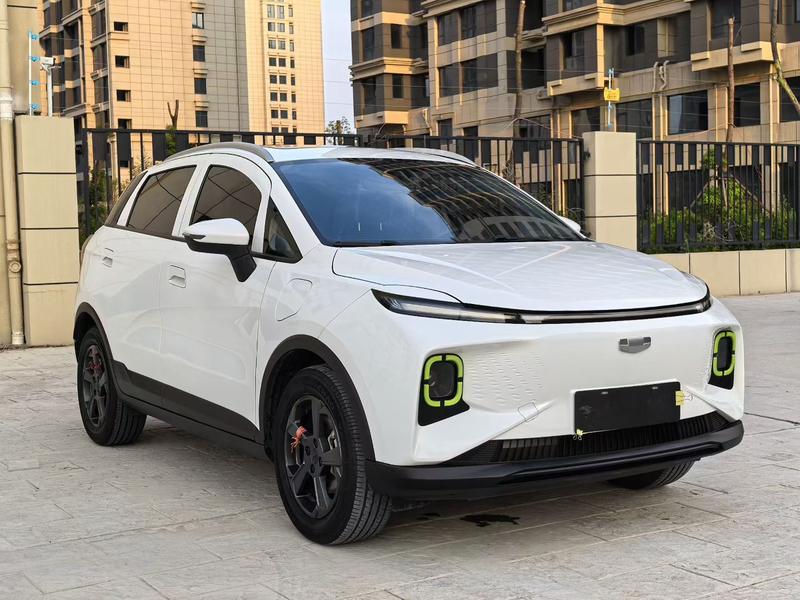 Geely Geometry E Firefly, 2022 — фото 3 из 10