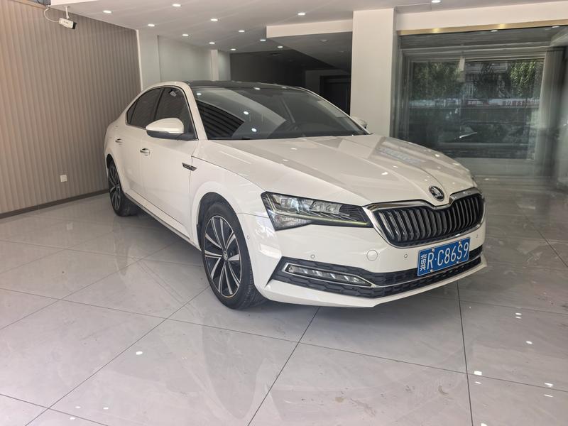 Skoda Superb, 2022 — фото 3 из 12