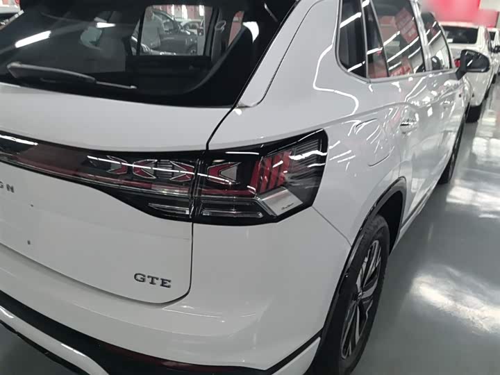 Volkswagen Tayron GTE Hybrid, 2024 — фото 8 из 9