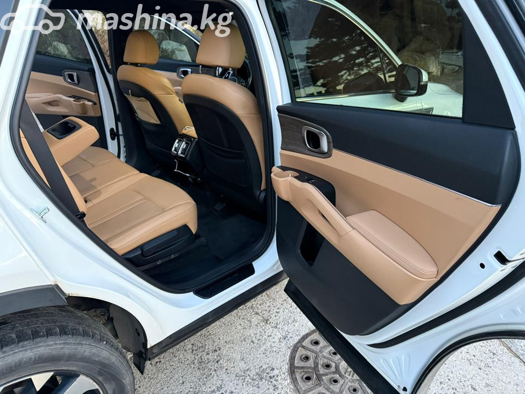 Kia Sorento, 2022 — фото 4 из 9