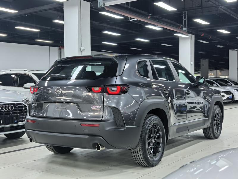 Mazda CX-50, 2023 — фото 7 из 12