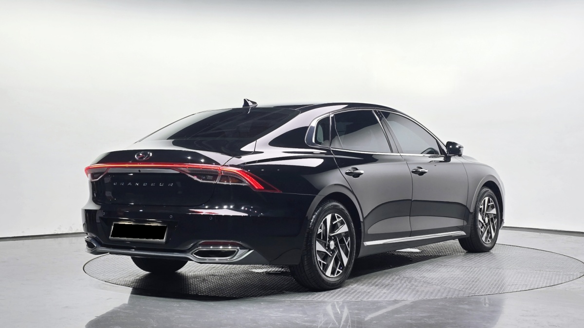 Hyundai Grandeur, 2022 — фото 2 из 12