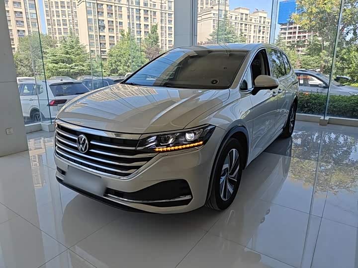 Volkswagen Viloran, 2023 — купить в Санкт-Петербурге под ключ