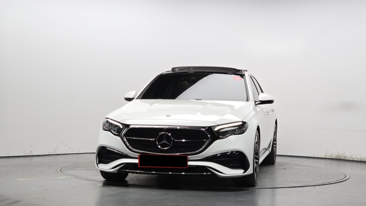 Mercedes-Benz E-Class, 2025 — фото 3 из 12