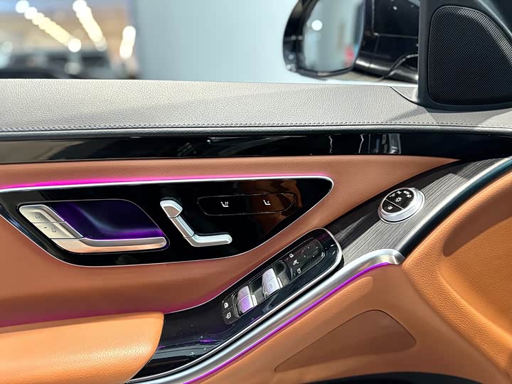 Mercedes-Benz S-Class, 2024 — фото 9 из 9