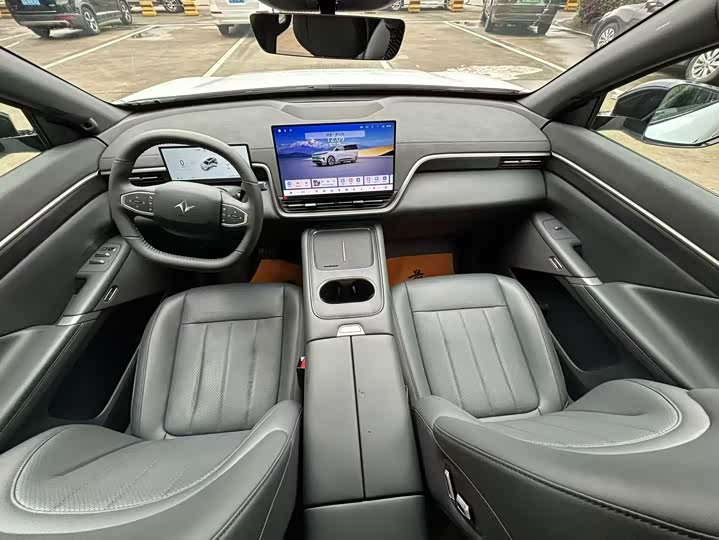 Dongfeng Yipai eπ 008, 2025 — фото 5 из 9