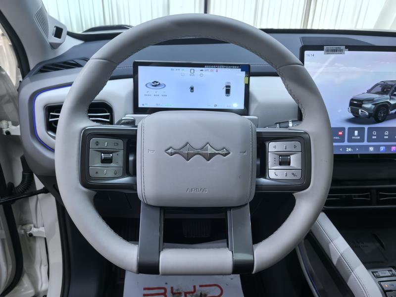 BYD FangChengBao Titanium 3 (Tai 3), 2026 — фото 10 из 12