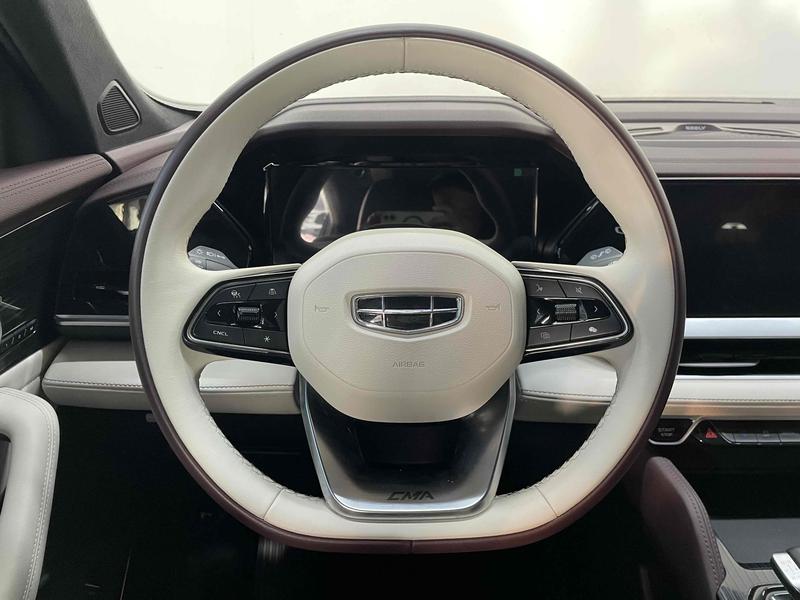 Geely Monjaro, 2023 — фото 8 из 12