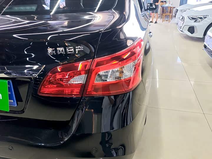 Nissan Sylphy, 2022 — фото 8 из 9