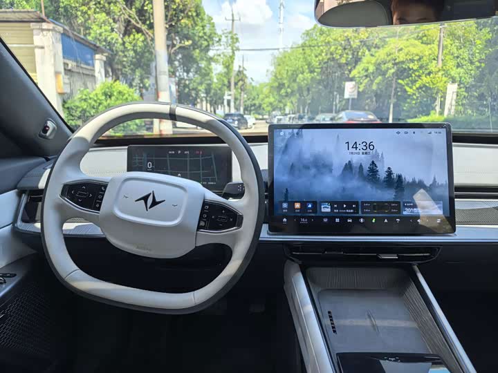 Dongfeng Yipai eπ 007, 2023 — фото 4 из 9